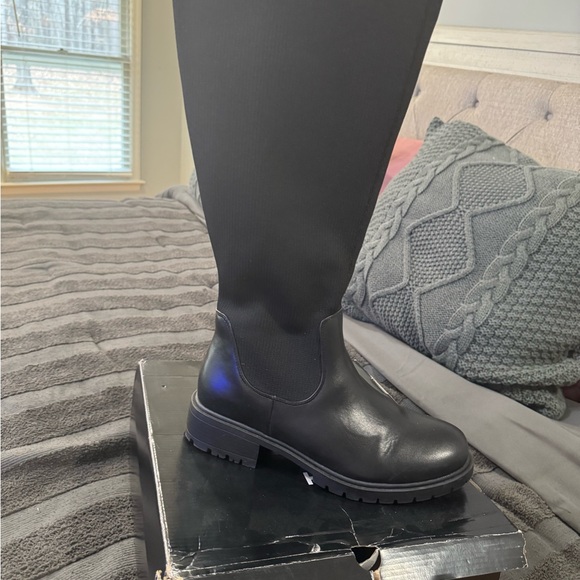 Torrid Black Ribbed Knee-High Boots - Picture 2 of 3